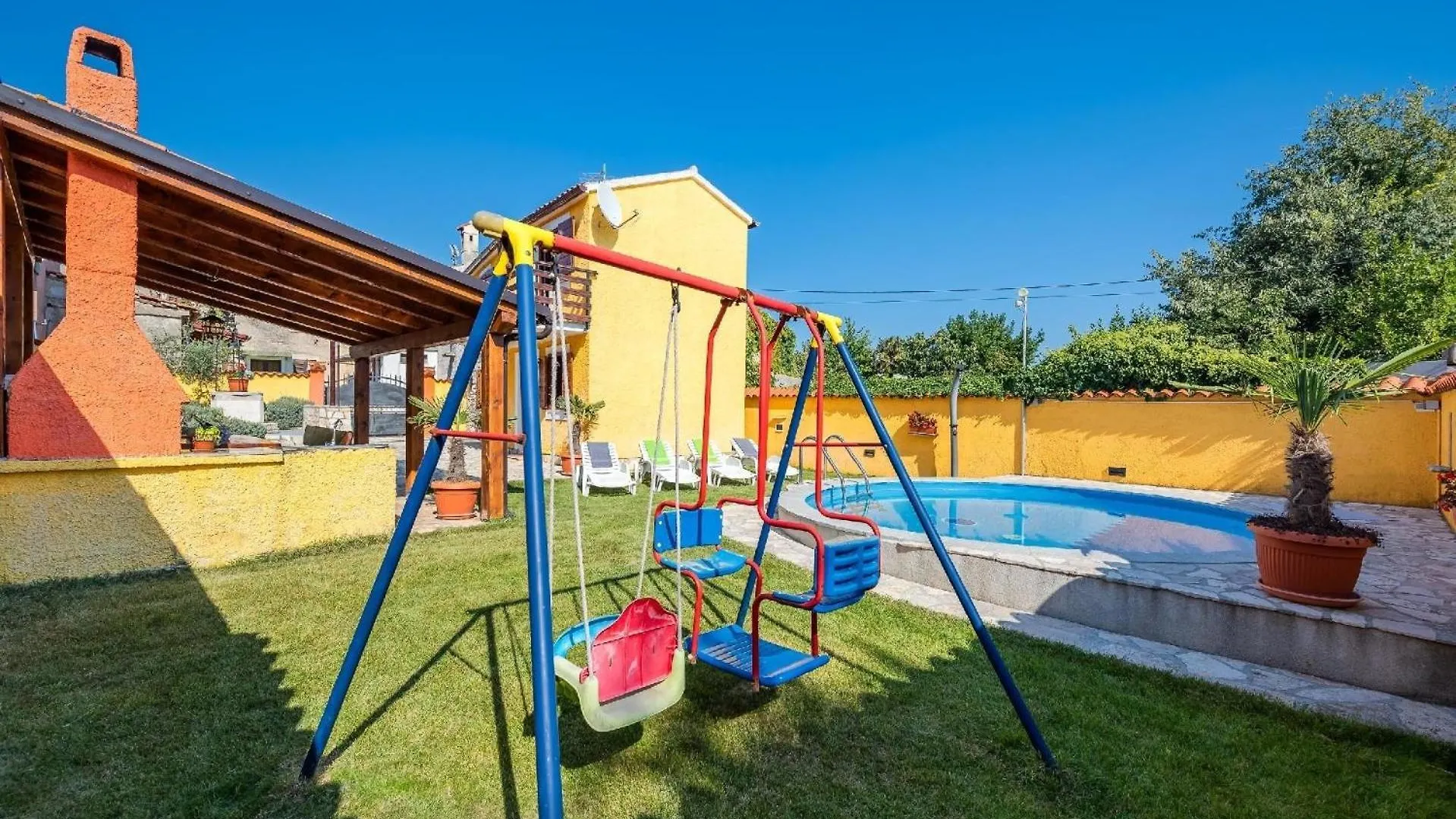 Ferienhaus Mit Privatpool Fuer 5 Personen Ca 60 Qm In Mali Vareski, Istrien Suedkueste Von Istrien Croatia