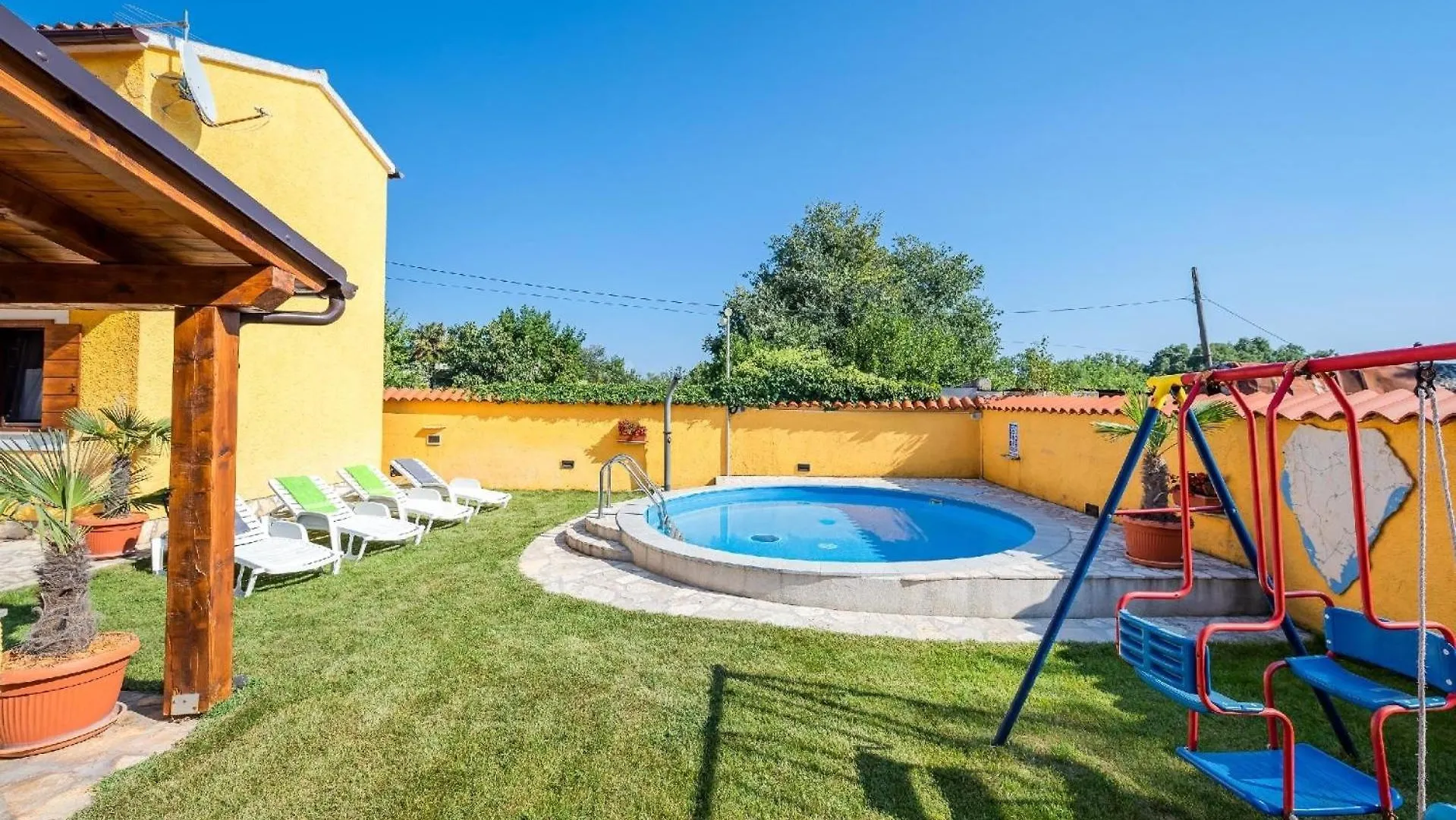 Ferienhaus Mit Privatpool Fuer 5 Personen Ca 60 Qm In Mali Vareski, Istrien Suedkueste Von Istrien Holiday home